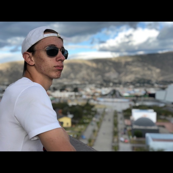 Meet your Posher, James - Picture 1 of 1